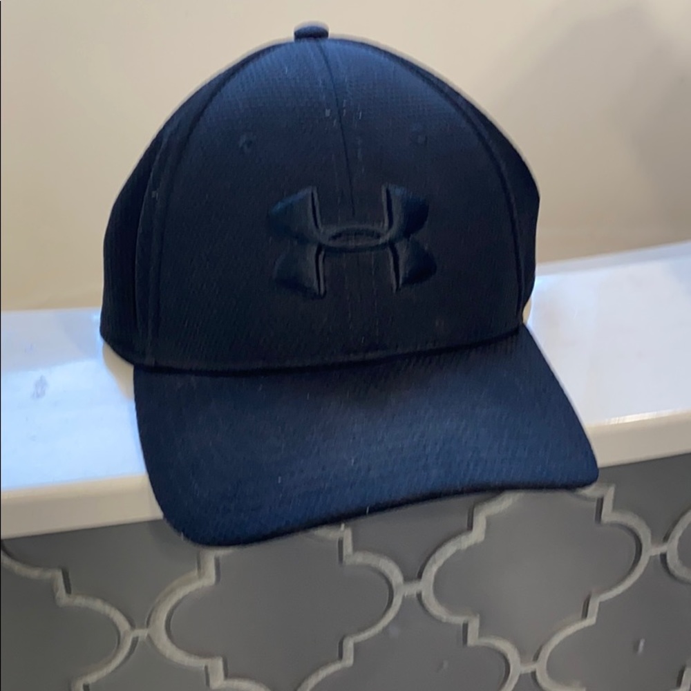 Under Armour dry fit stretch hat